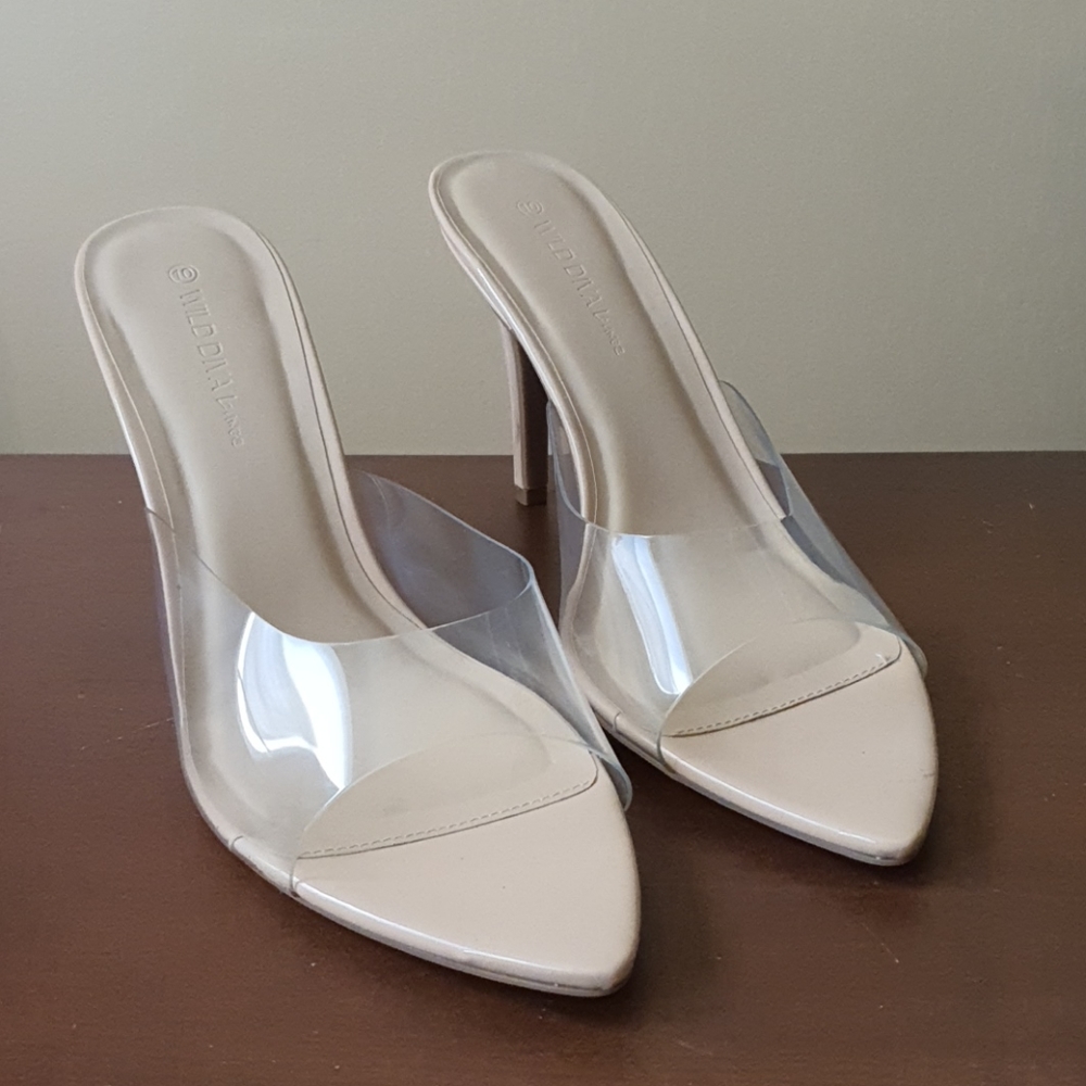 Wild Diva Lounge Clear Band Heels